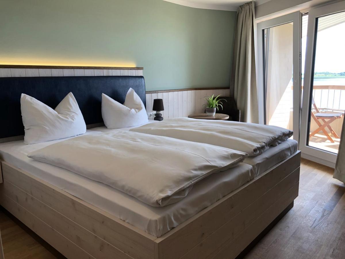 Be Bio Hotel Be Natural - Direkt Am Wasser Tönning Esterno foto